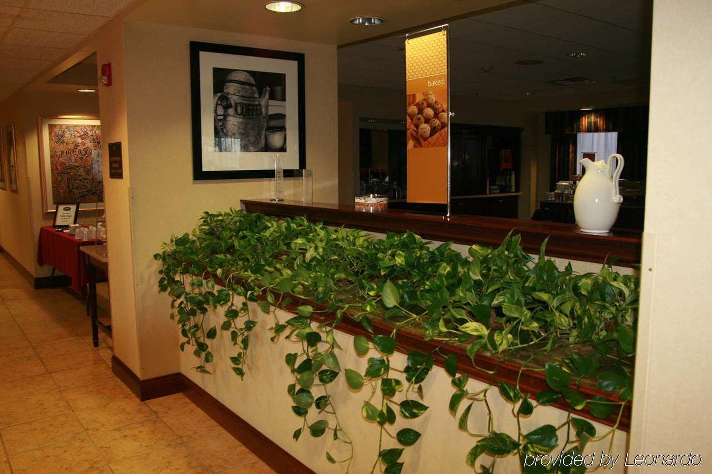 Hampton Inn Данвил Интериор снимка